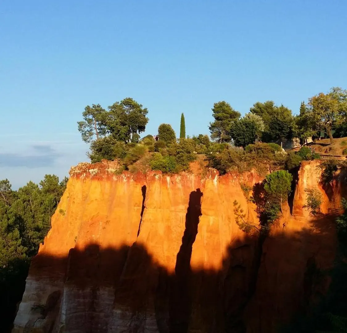 Appartement La Dame Au Balcon à Roussillon en Isere