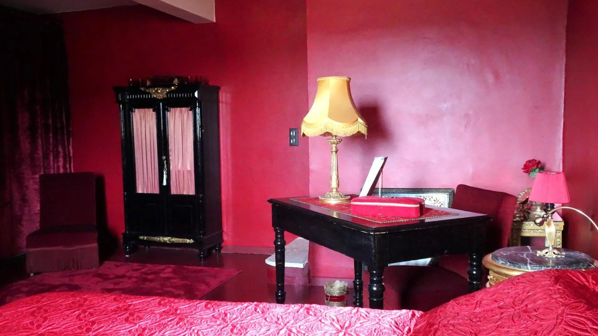 Appartement La Dame Au Balcon à Roussillon en Isere
